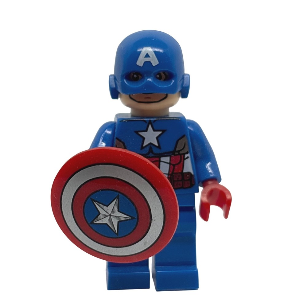 LEGO Marvel Super Heroes Captain America Minifigure with Shield and Helmet 2012